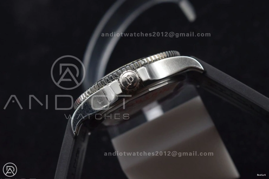 Black On TF A2824 1:1 Best Superocean Bezel Strap Rubber Automatic Black Orange 44 Dial Edition 0421